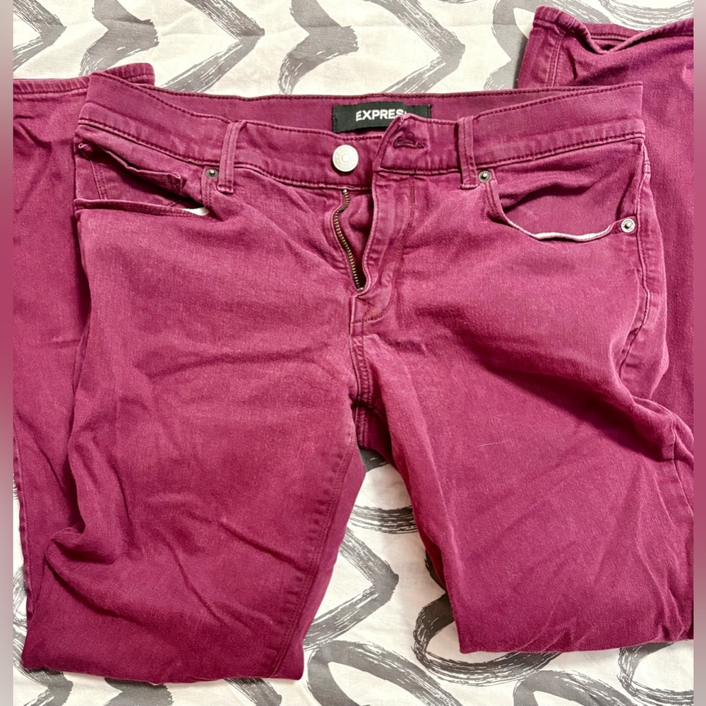 Women's Express Stretch Mid Rise Ankle Denim Leggings Burgundy - Picture 2 of 3